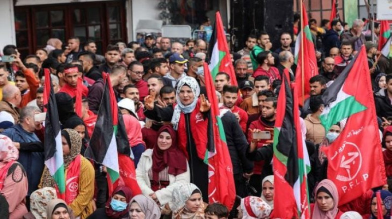 فصائل فلسطينية تجتمع بمبادرة من “الشعبية” لتشكيل ائتلاف فصائلي للاتفاق على برنامج وطني